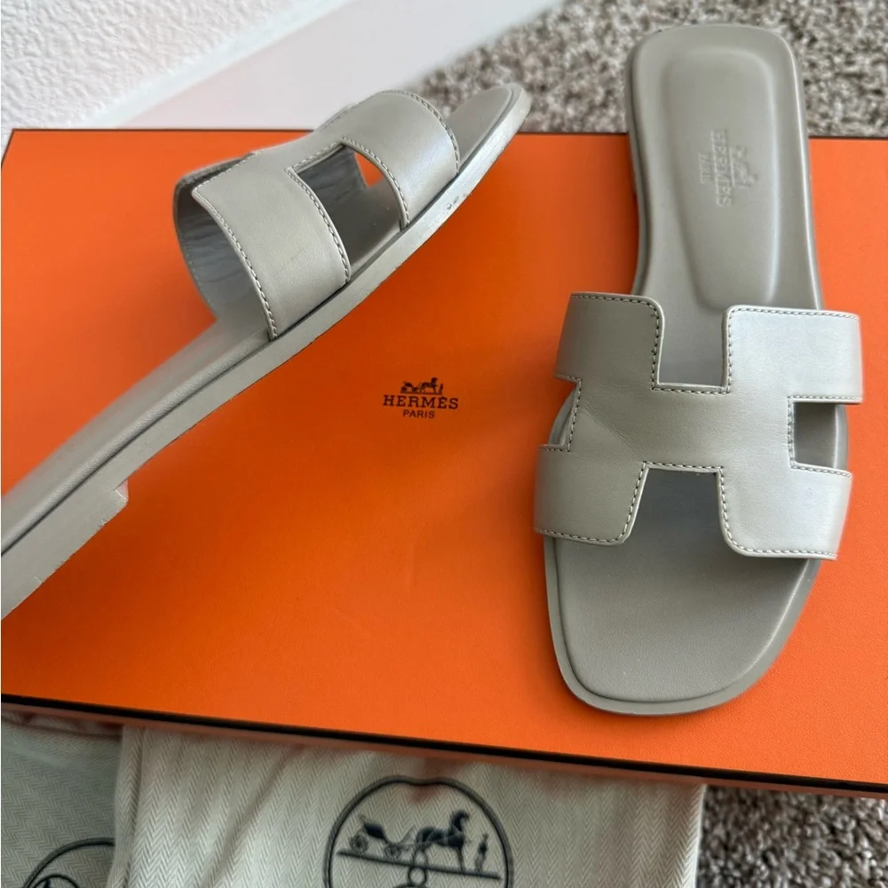 100% Authentic HERMES ORAN sandals size 37 - Picture 4 of 6